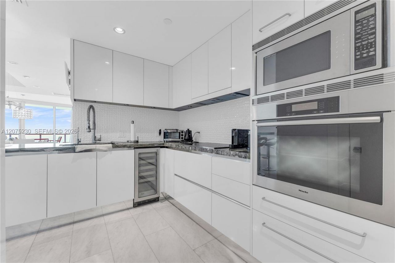 17001 Collins Ave , Unit 4102, Sunny Isles Beach, FL 33160 Photo