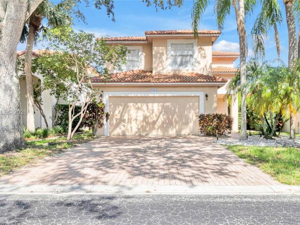 3884 NW 63rd Ter , Coral Springs, FL 33067