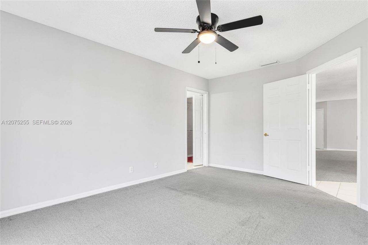 3884 NW 63rd Ter, Coral Springs, FL 33067 Photo
