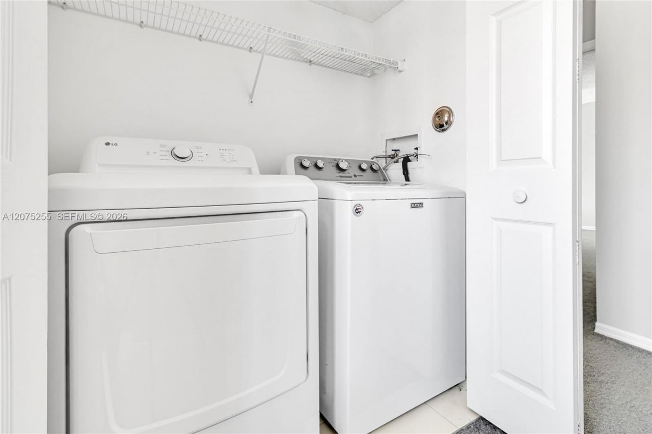 3884 NW 63rd Ter, Coral Springs, FL 33067 Photo