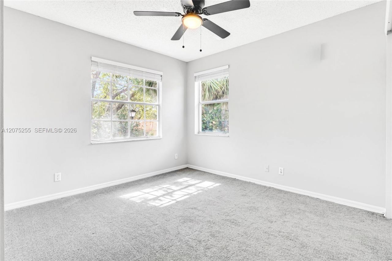 3884 NW 63rd Ter, Coral Springs, FL 33067 Photo