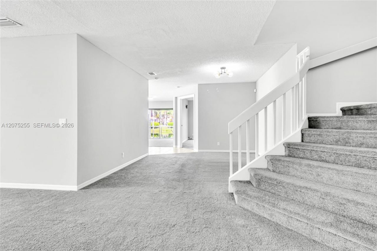 3884 NW 63rd Ter, Coral Springs, FL 33067 Photo