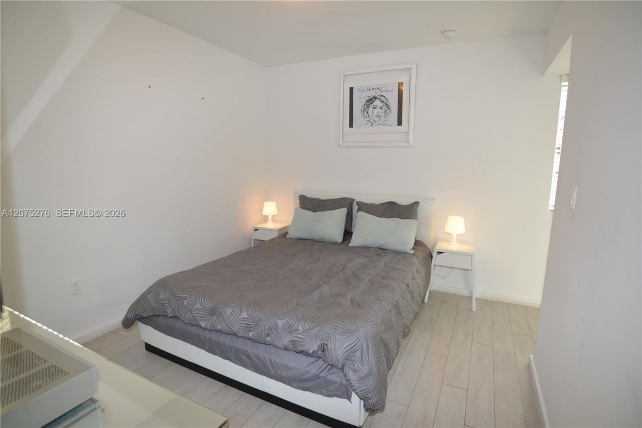 1601 Meridian Ave , Unit 101, Miami Beach, FL 33139 Photo