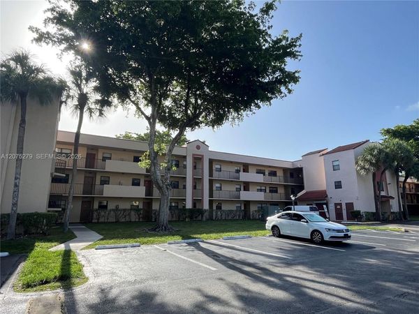 3252 Foxcroft Rd , Unit 104, Miramar, FL 33025