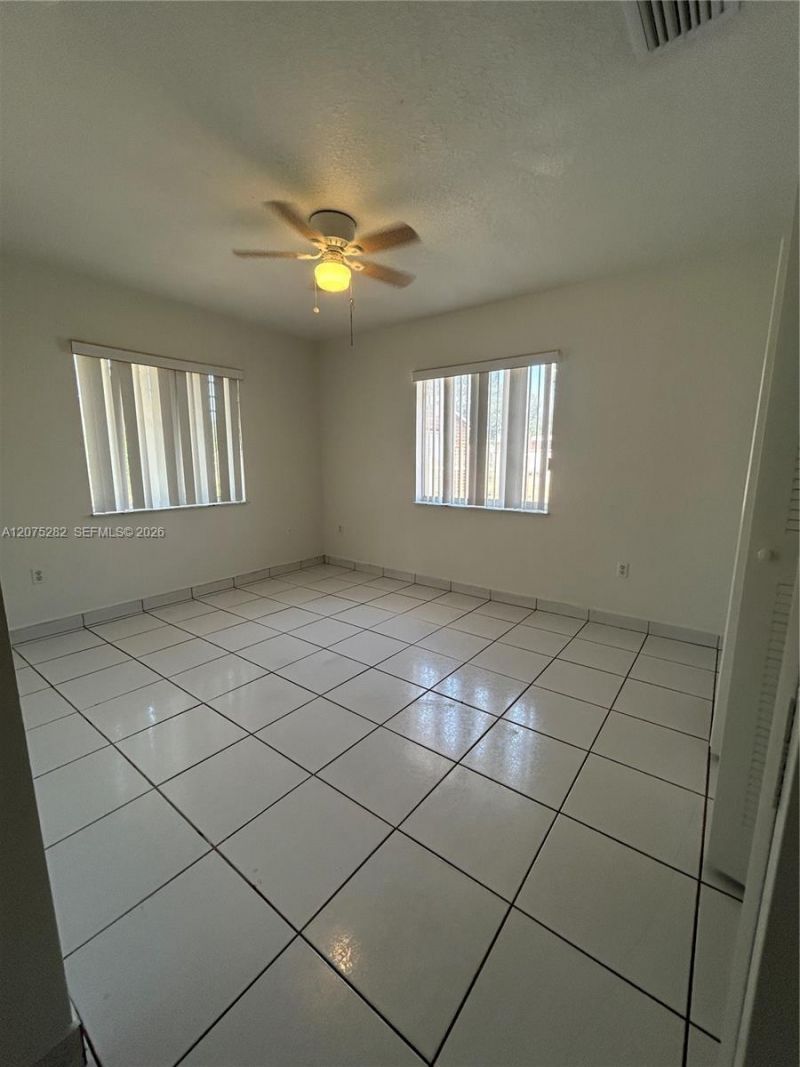 2421 NW 99th Ter , Unit 2, Miami, FL 33147 Photo