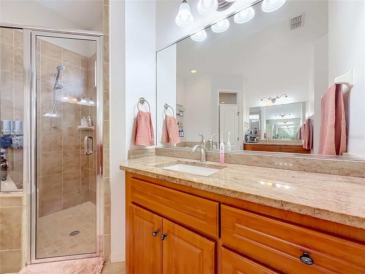 2534 Iris Ann Drive , Lakeland, FL 33810 Photo