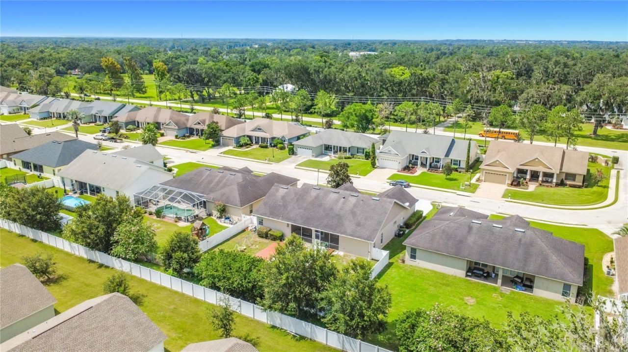 2534 Iris Ann Drive , Lakeland, FL 33810 Photo