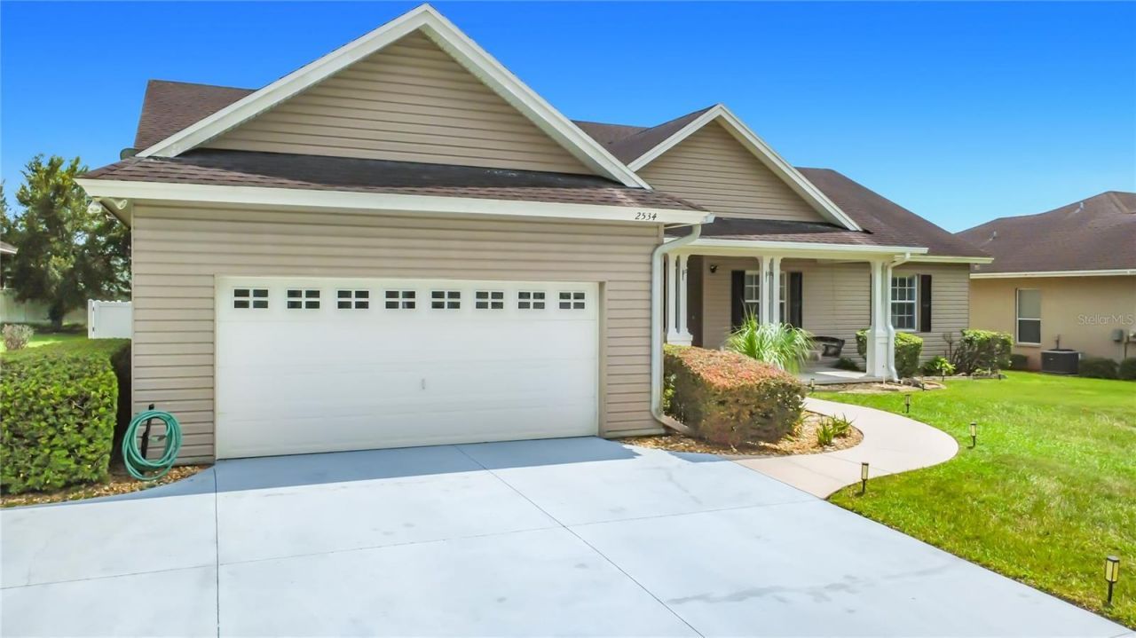 2534 Iris Ann Drive , Lakeland, FL 33810 Photo