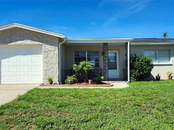 9709 LAKESIDE LANE, PORT RICHEY, FL 34668