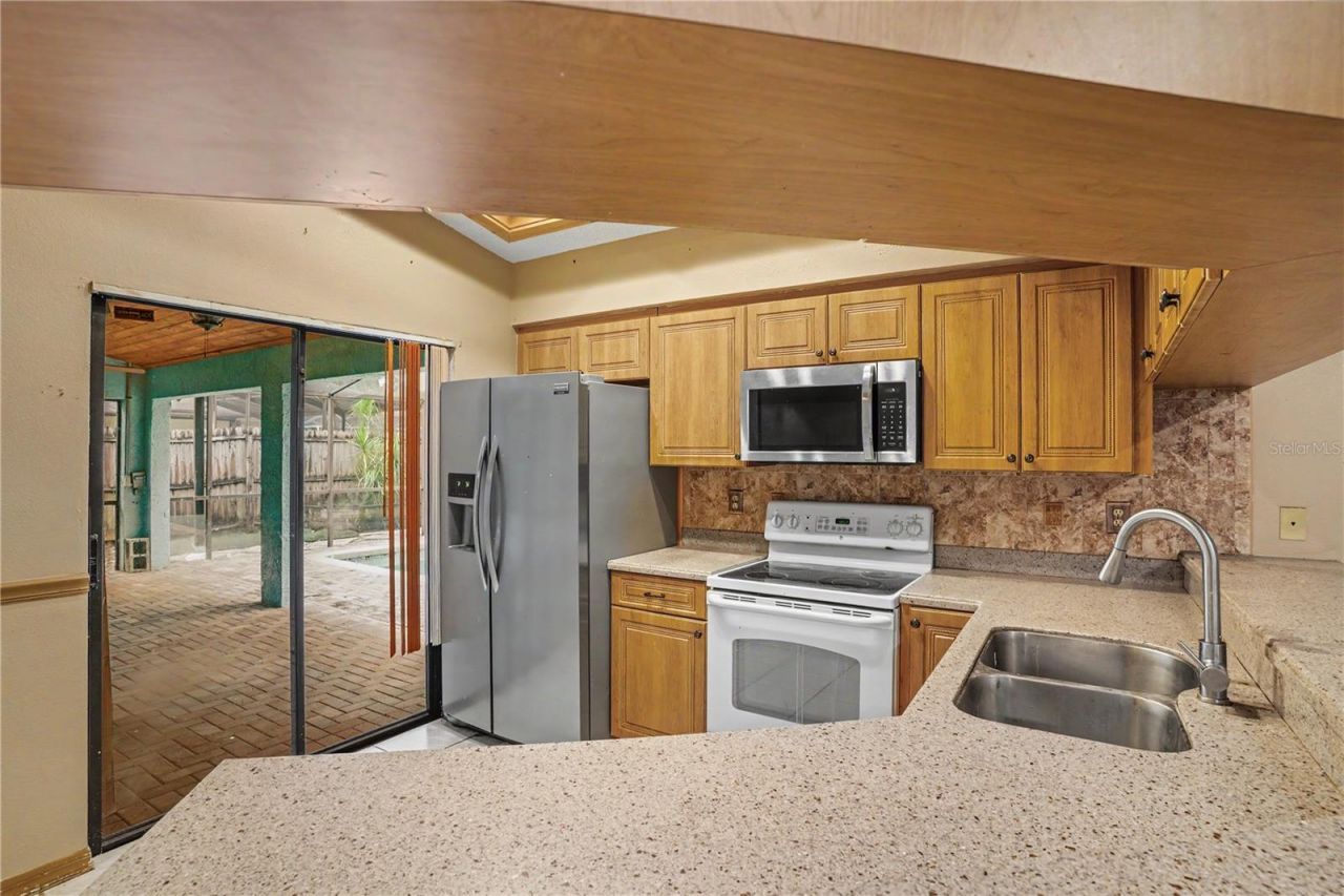 2179 Cypress Point Drive N, Clearwater, FL 33763 Photo