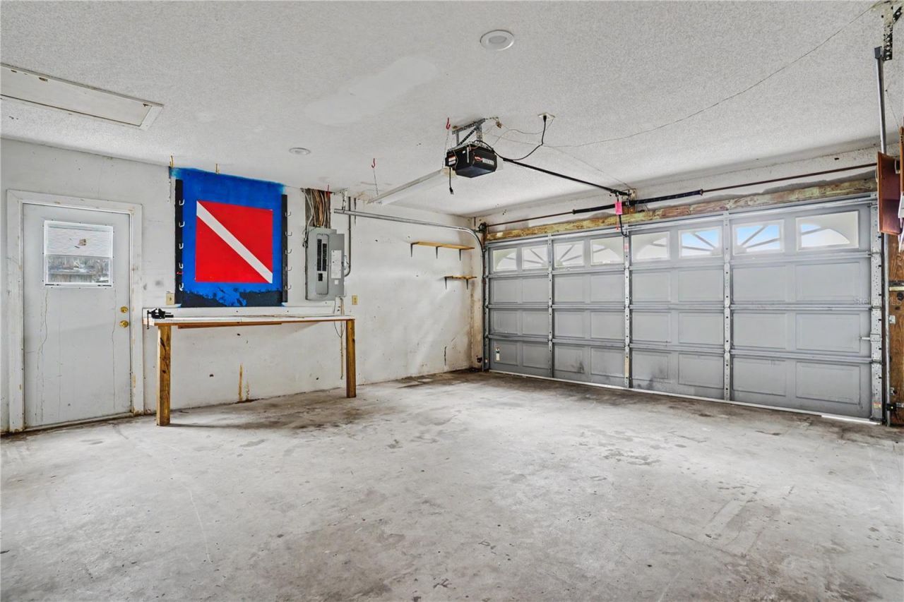 2179 Cypress Point Drive N, Clearwater, FL 33763 Photo