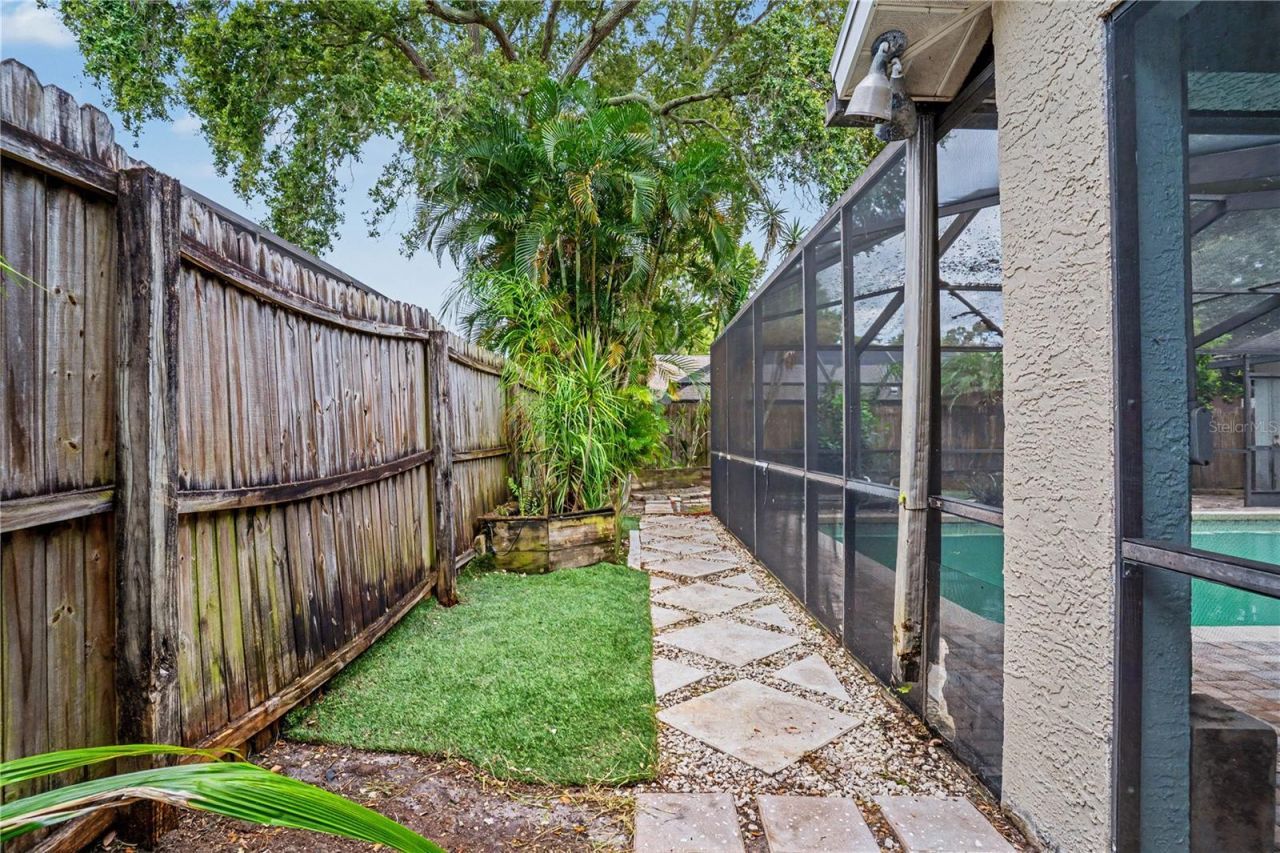 2179 Cypress Point Drive N, Clearwater, FL 33763 Photo