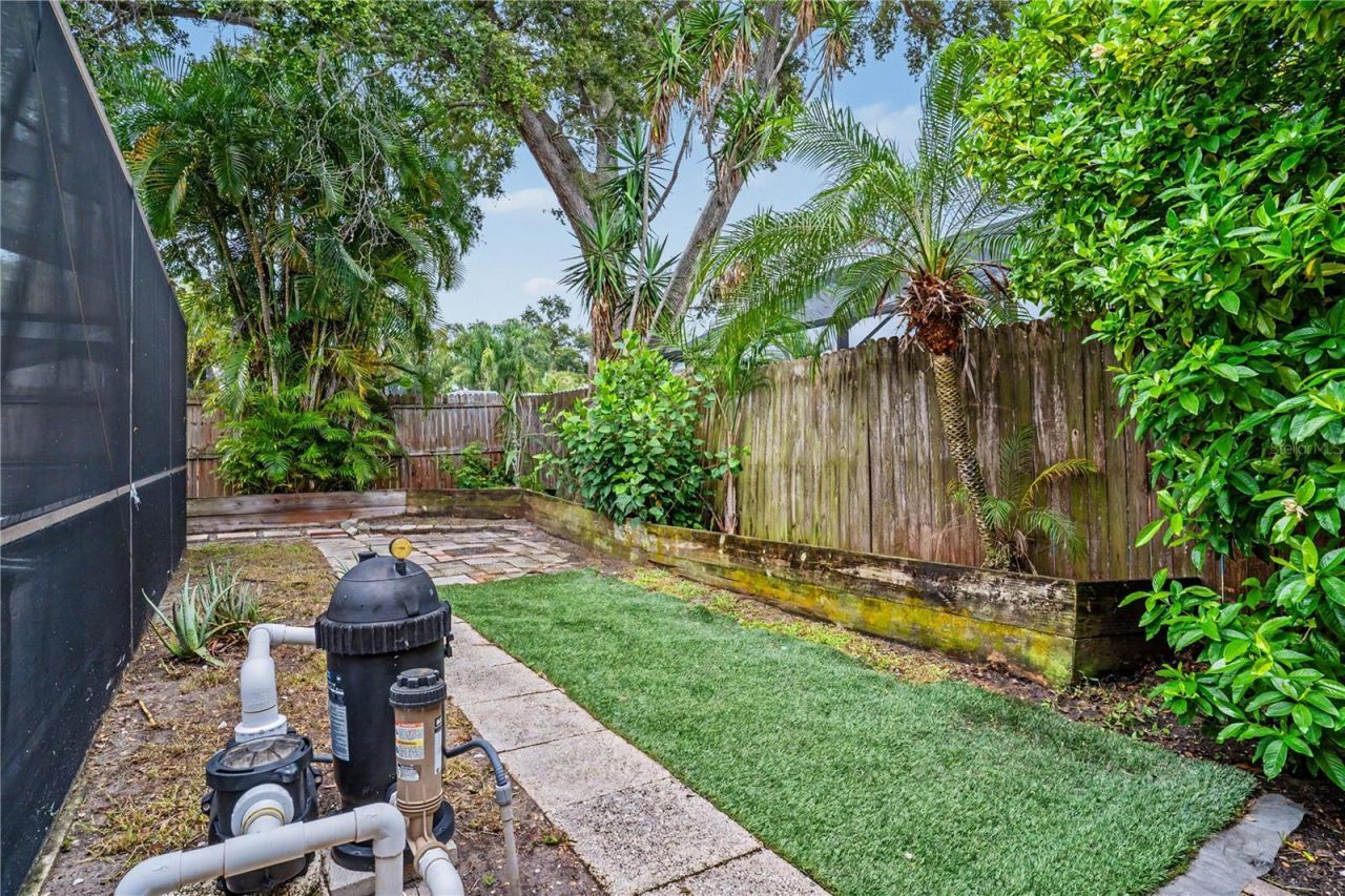 2179 Cypress Point Drive N, Clearwater, FL 33763 Photo