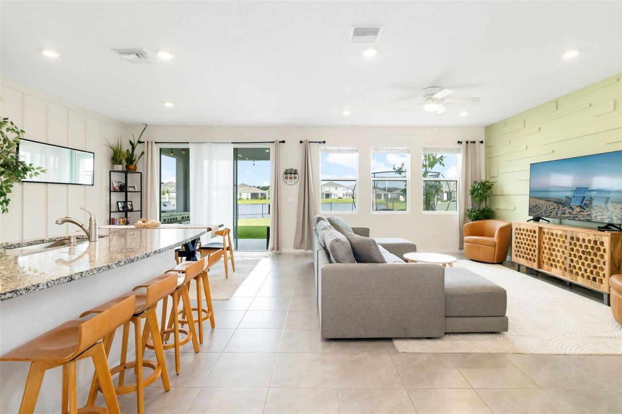 523 158th Street E, Bradenton, FL 34212 Photo