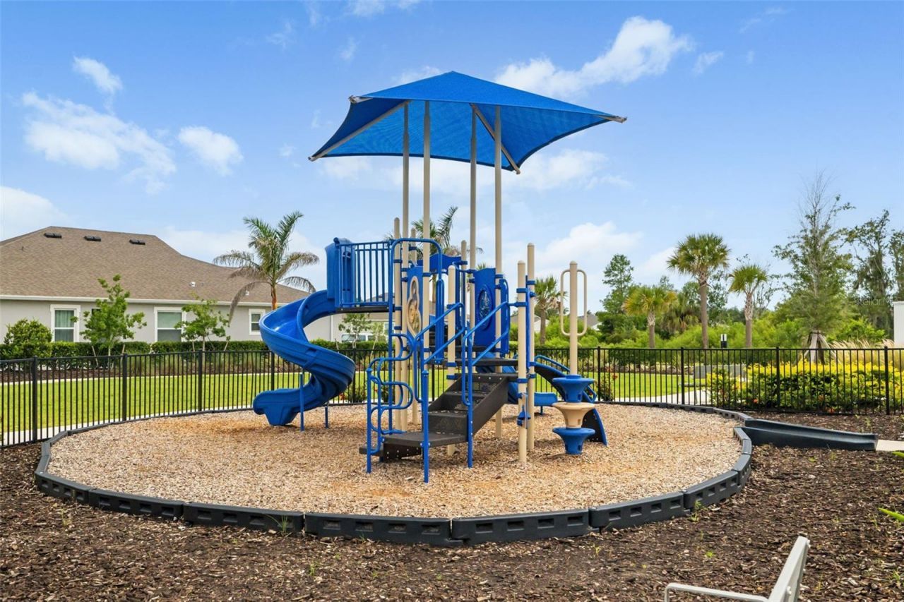523 158th Street E, Bradenton, FL 34212 Photo