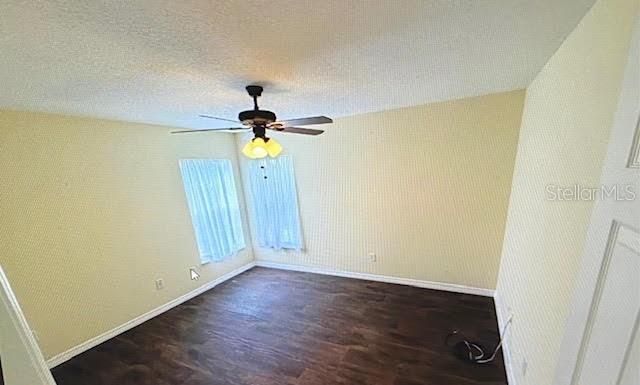 40107 Oakridge Drive , Lady Lake, FL 32159 Photo