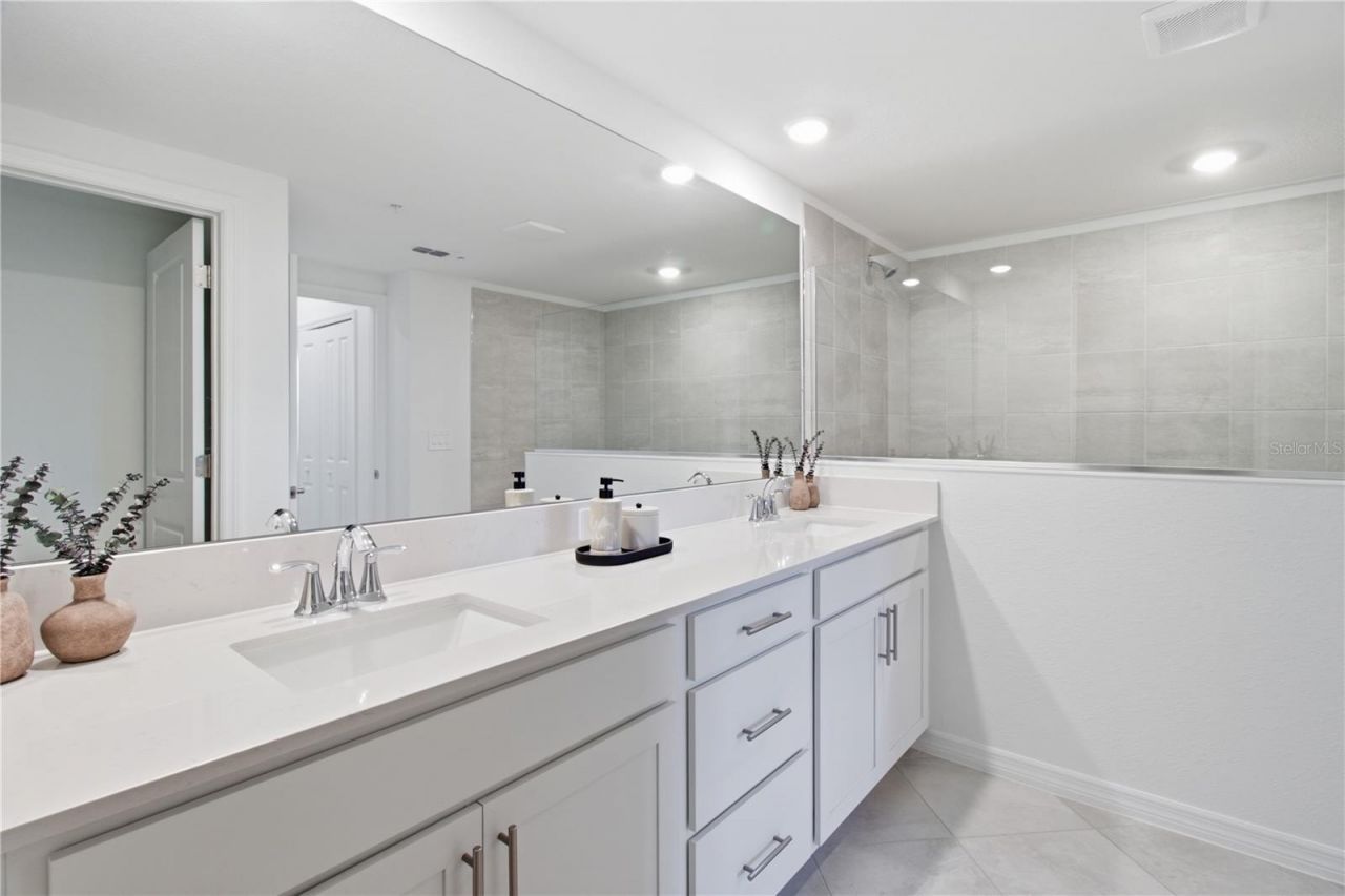 19235 Cherrystone Way , Unit 104, Lakewood Ranch, FL 34211 Photo