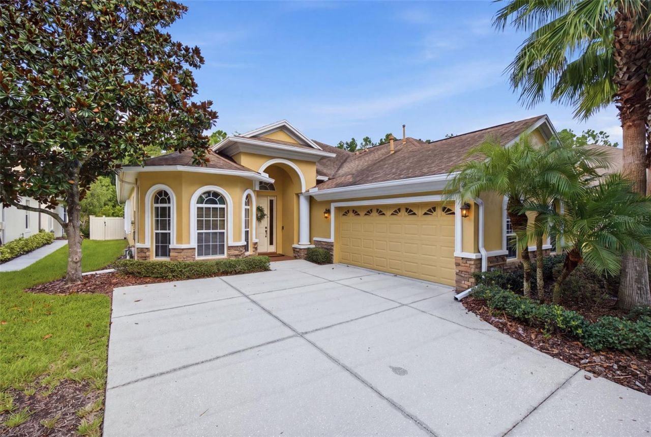 2821 Devonoak Boulevard, Land O Lakes, FL 34638 Main Photo