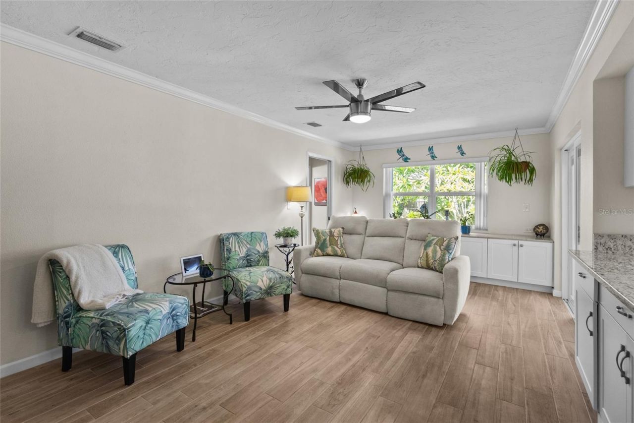 6640 Waterford Lane , Sarasota, FL 34238 Photo
