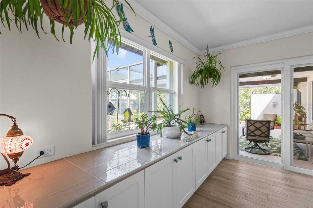 6640 Waterford Lane , Sarasota, FL 34238 Photo