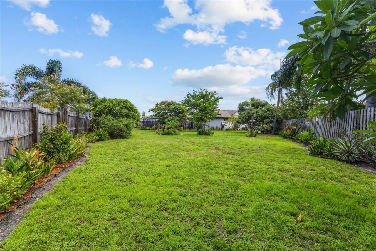 6640 Waterford Lane , Sarasota, FL 34238 Photo