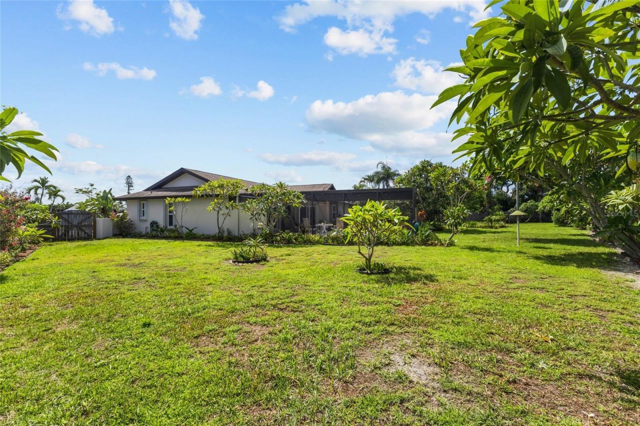 6640 Waterford Lane , Sarasota, FL 34238 Photo