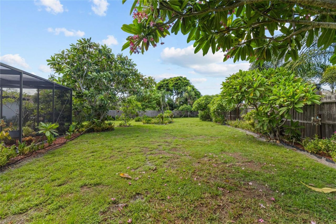 6640 Waterford Lane , Sarasota, FL 34238 Photo