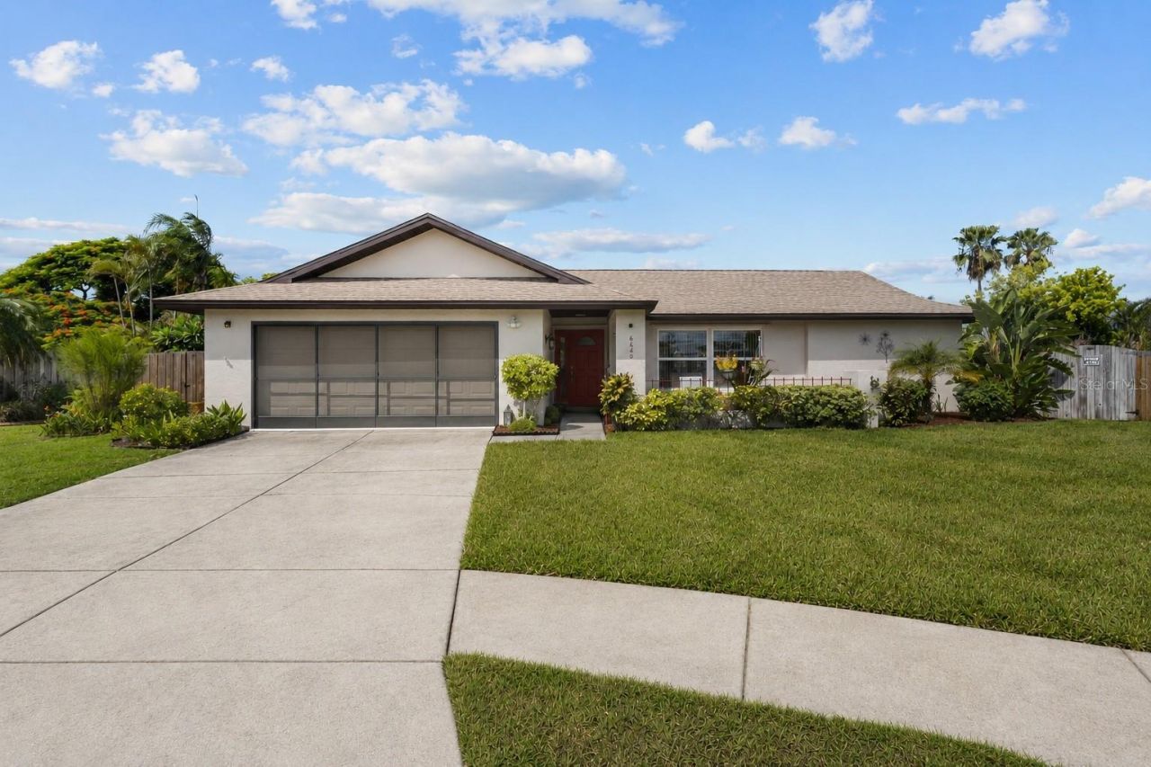 6640 Waterford Lane , Sarasota, FL 34238 Photo