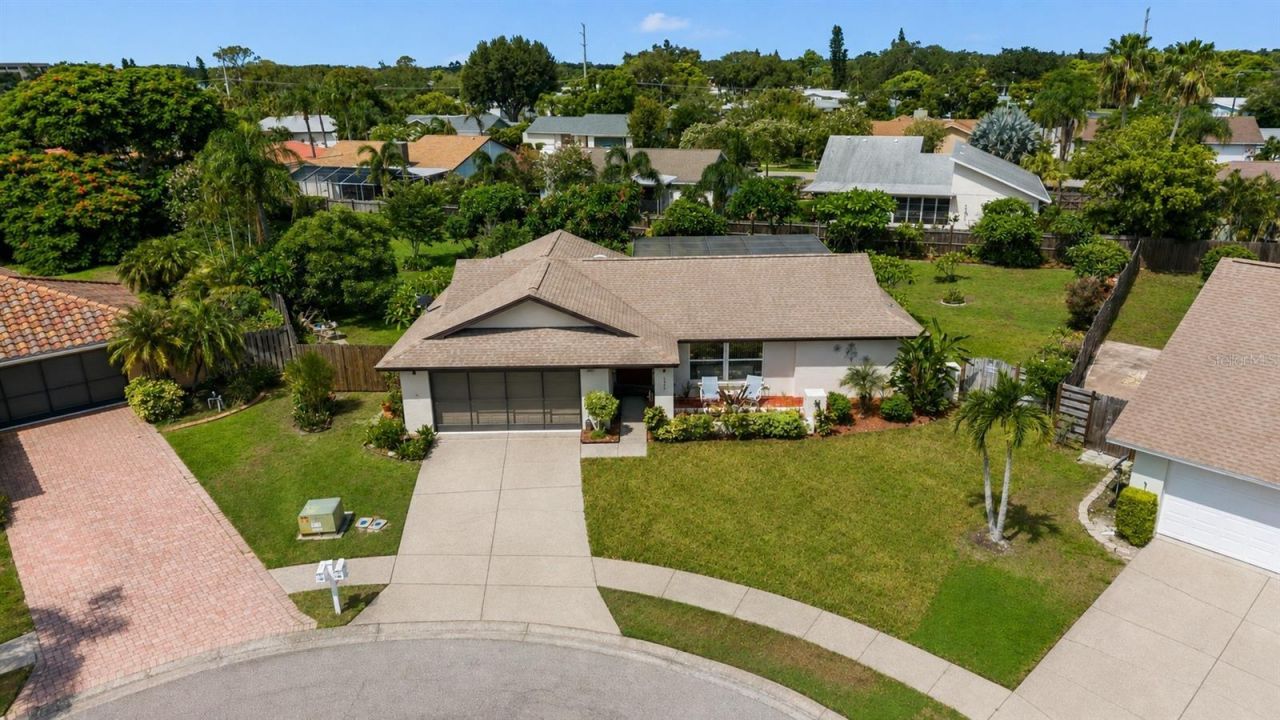 6640 Waterford Lane , Sarasota, FL 34238 Photo