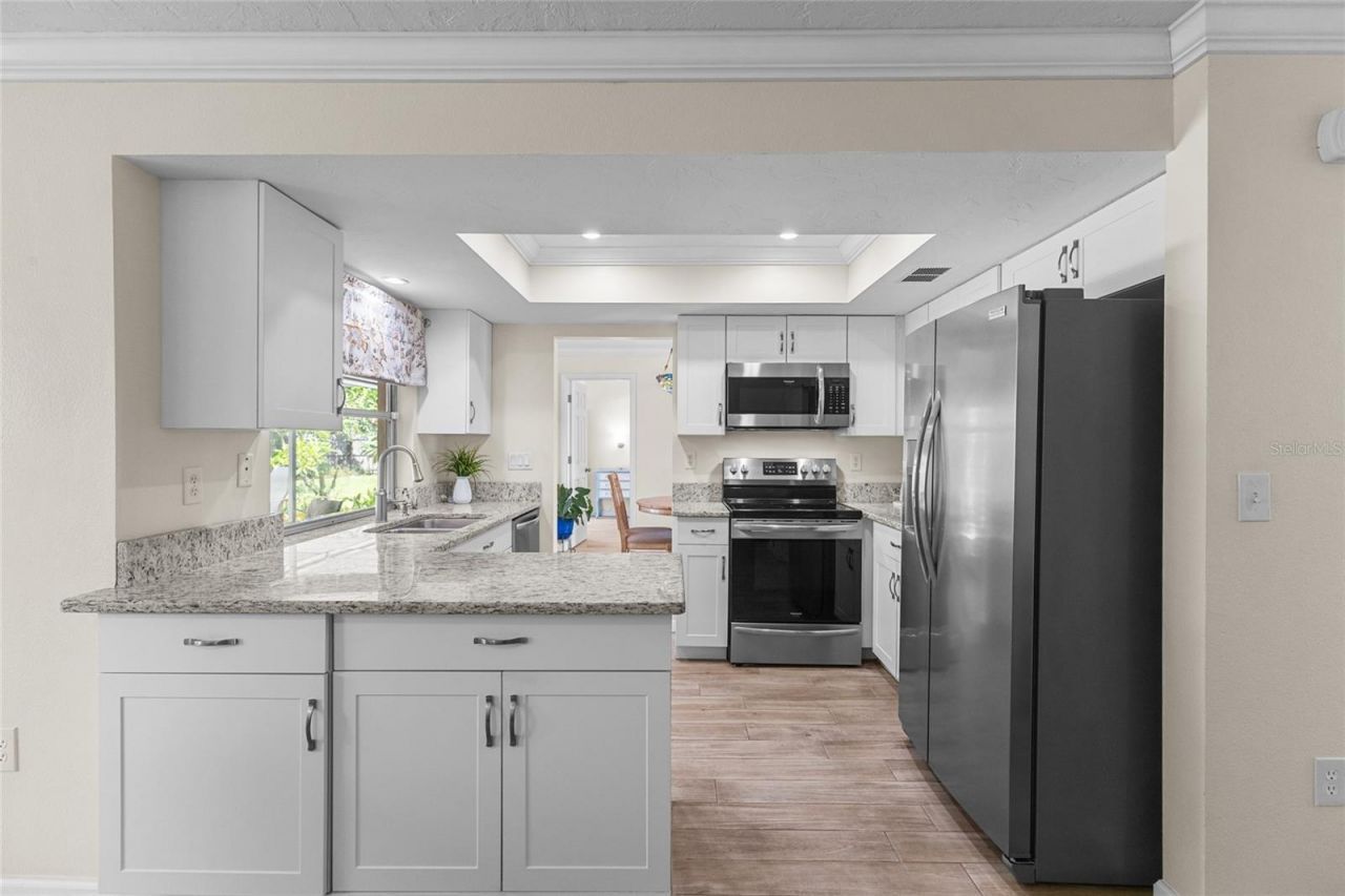 6640 Waterford Lane , Sarasota, FL 34238 Photo