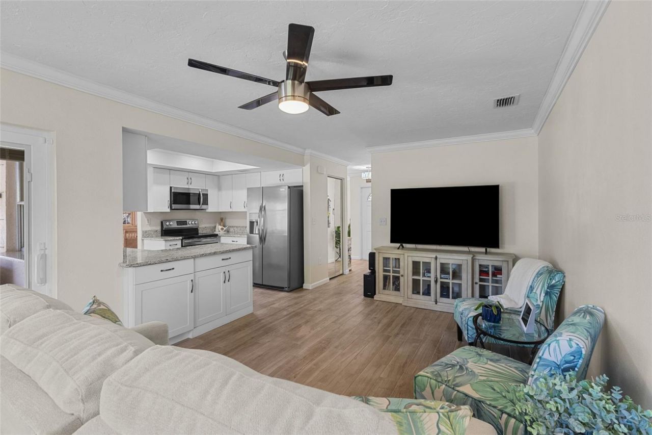 6640 Waterford Lane , Sarasota, FL 34238 Photo