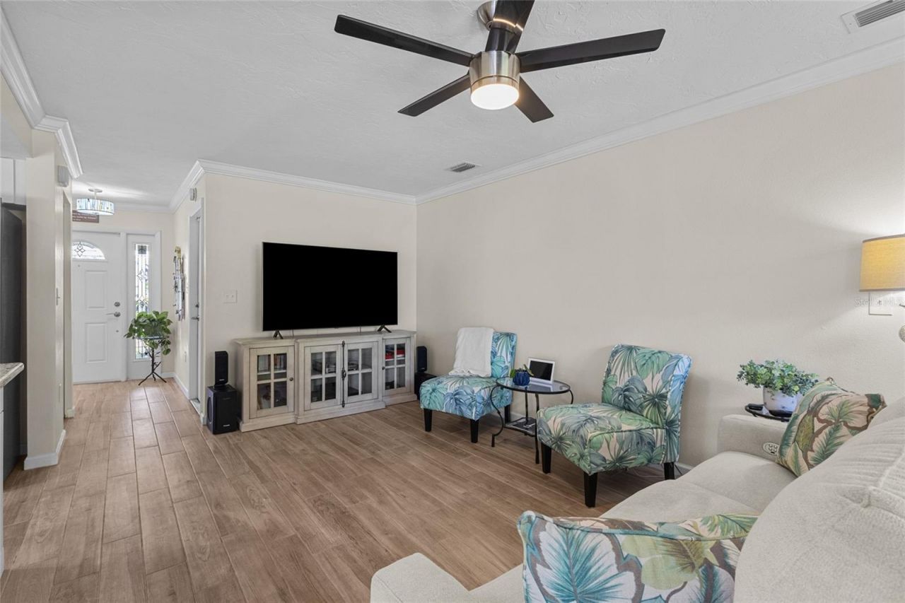 6640 Waterford Lane , Sarasota, FL 34238 Photo