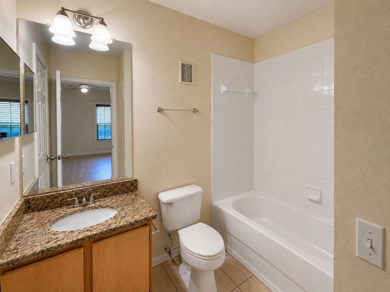 6554 Swissco Drive, Unit 518, Orlando, FL 32822 Photo