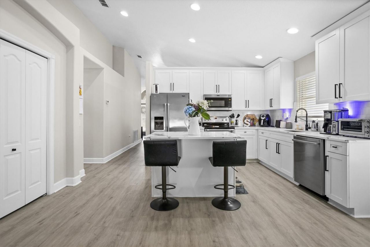 5209 Abbey Park Avenue , Tampa, FL 33647 Photo
