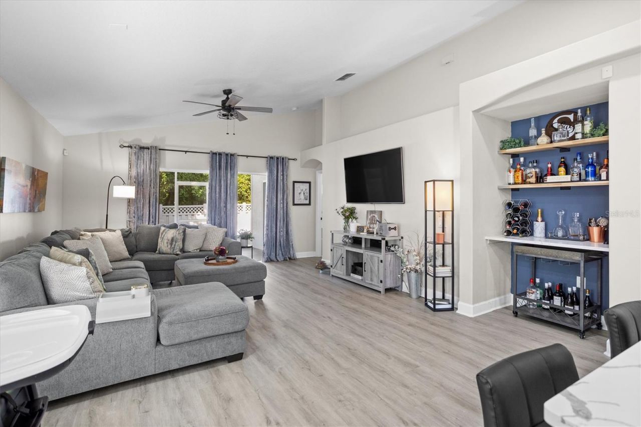 5209 Abbey Park Avenue , Tampa, FL 33647 Photo