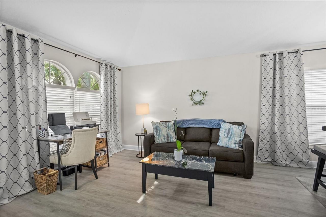 5209 Abbey Park Avenue , Tampa, FL 33647 Photo