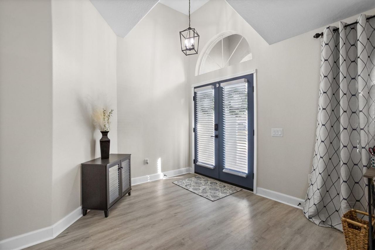 5209 Abbey Park Avenue , Tampa, FL 33647 Photo