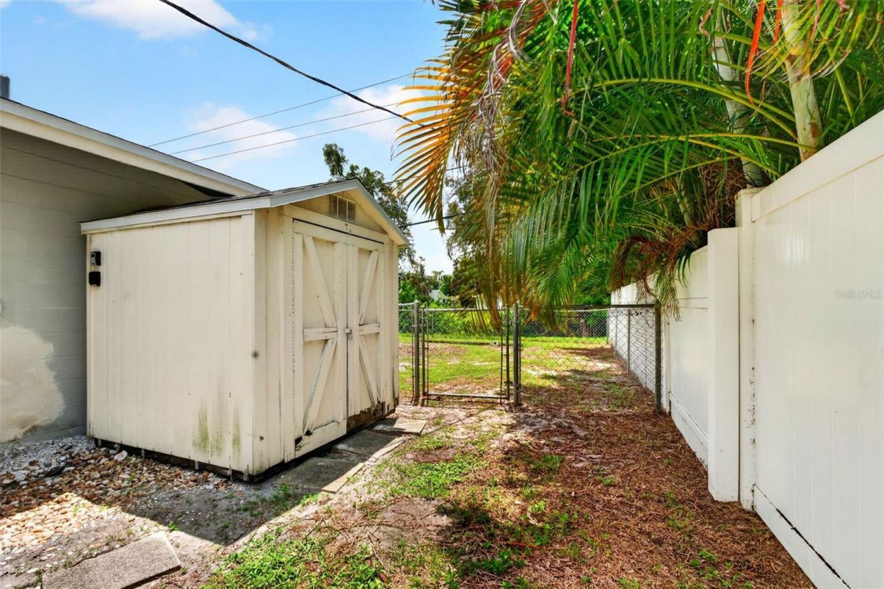 3409 18th Avenue Drive W, Bradenton, FL 34205 Photo