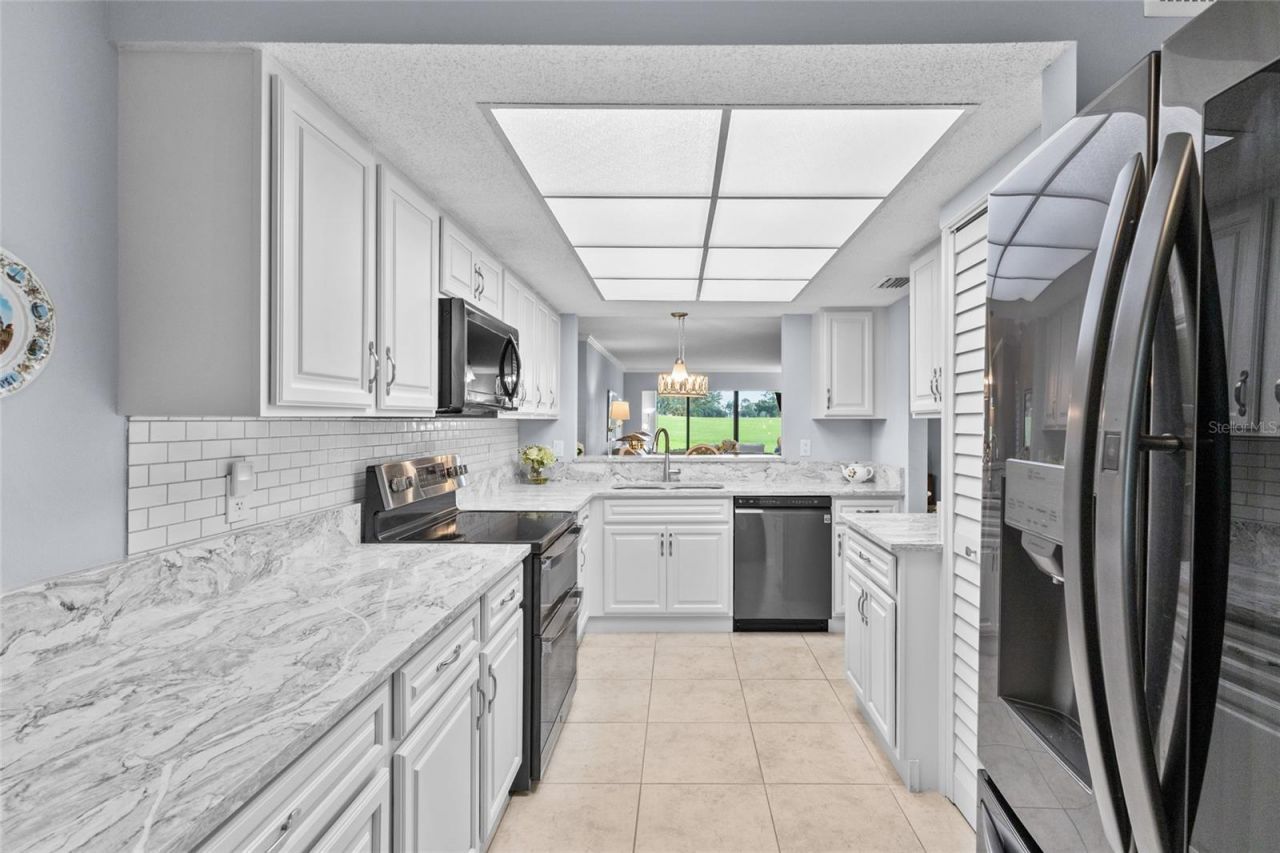 6211 Timber Lake Drive , Unit B1, Sarasota, FL 34243 Photo