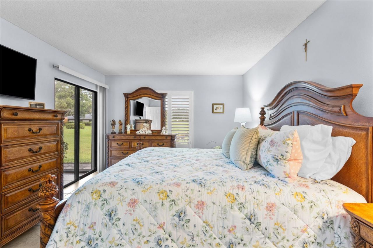 6211 Timber Lake Drive , Unit B1, Sarasota, FL 34243 Photo