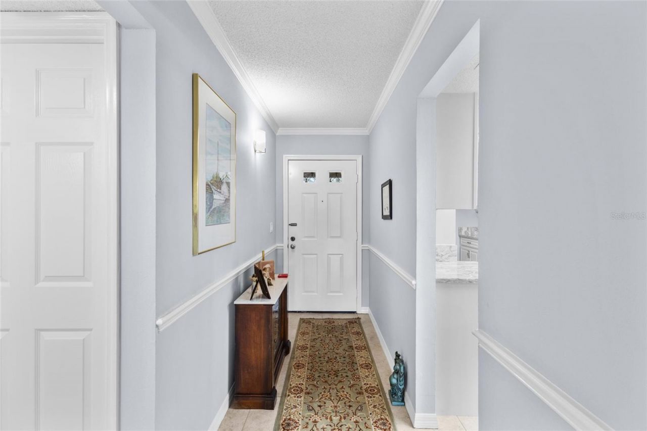 6211 Timber Lake Drive , Unit B1, Sarasota, FL 34243 Photo