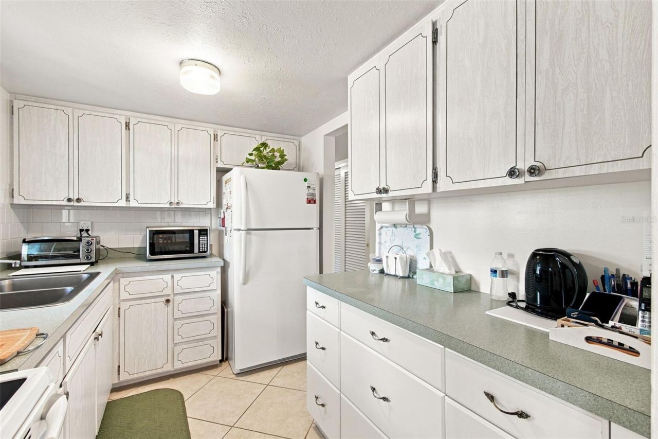 5913 17th Street W, Unit 1, Bradenton, FL 34207 Photo