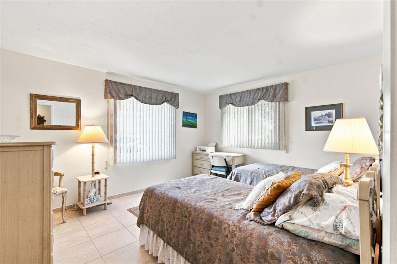 5913 17th Street W, Unit 1, Bradenton, FL 34207 Photo