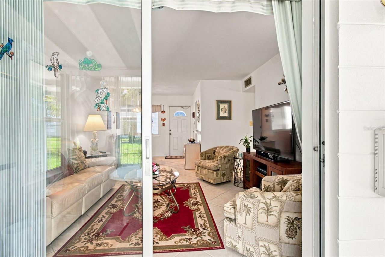 5913 17th Street W, Unit 1, Bradenton, FL 34207 Photo