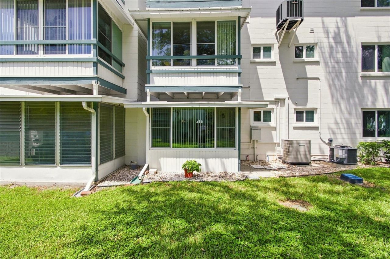 5913 17th Street W, Unit 1, Bradenton, FL 34207 Photo