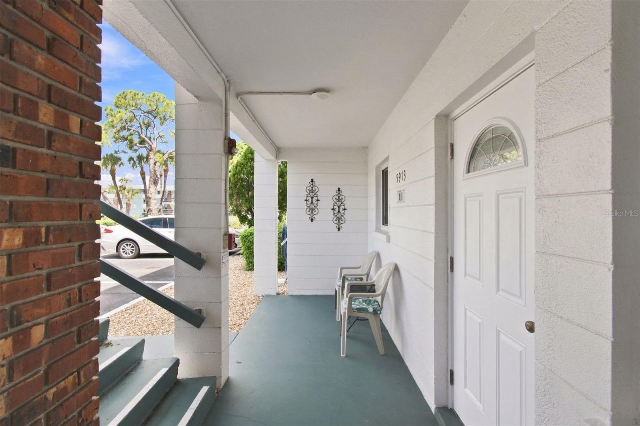 5913 17th Street W, Unit 1, Bradenton, FL 34207 Photo