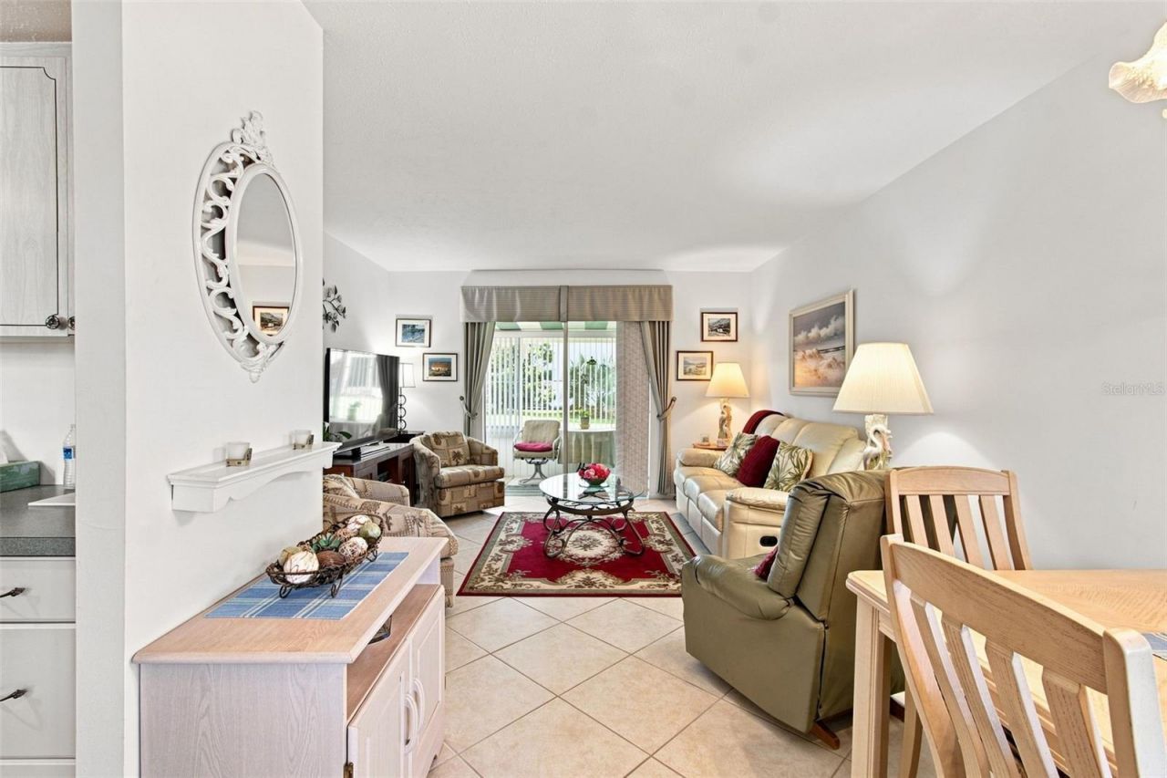 5913 17th Street W, Unit 1, Bradenton, FL 34207 Photo