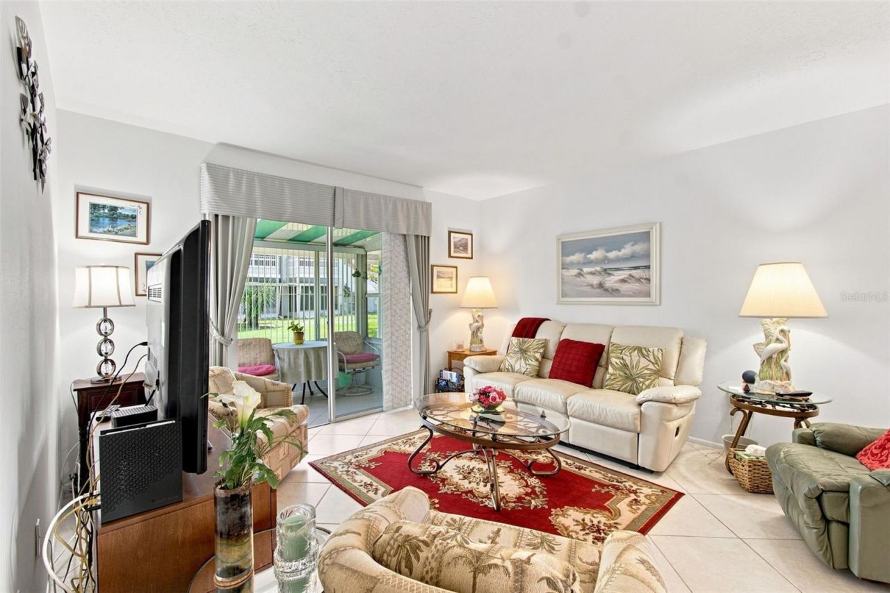 5913 17th Street W, Unit 1, Bradenton, FL 34207 Photo