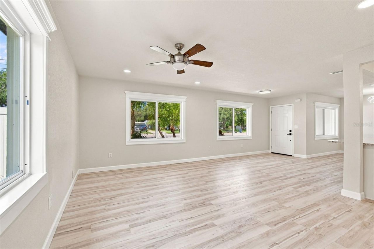 4441 16th Street N, Saint Petersburg, FL 33703 Photo