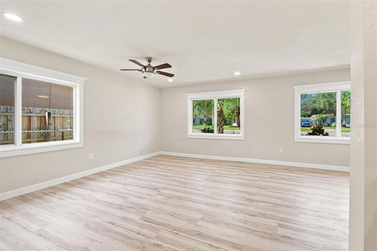 4441 16th Street N, Saint Petersburg, FL 33703 Photo